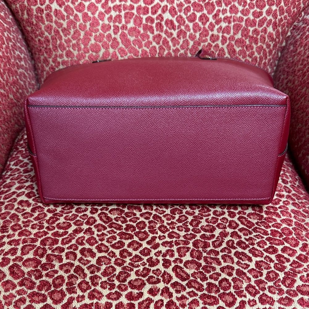 COACH CHERRY TOTE - Picture 10 of 11